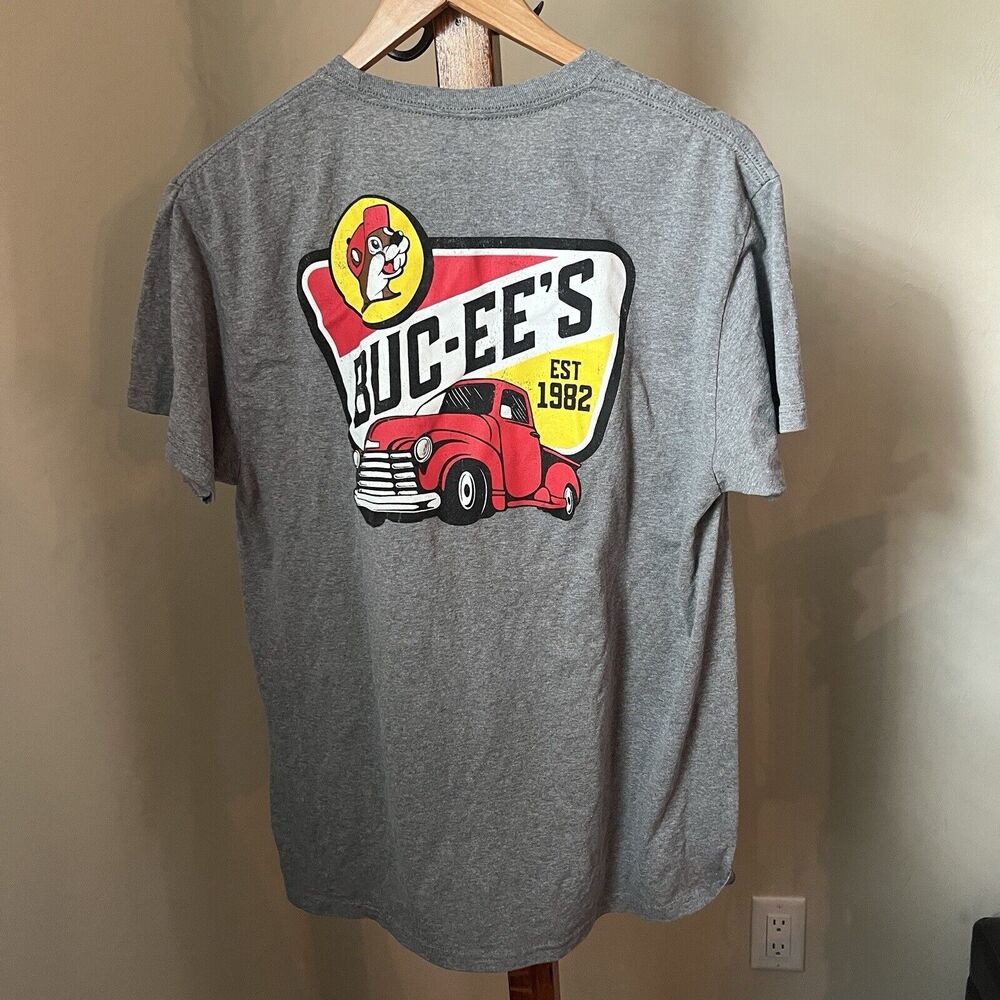 Buc-ee's Beaver Shirt Adult Large Gray Short Sleeve Red Pick Up Truck Beaver